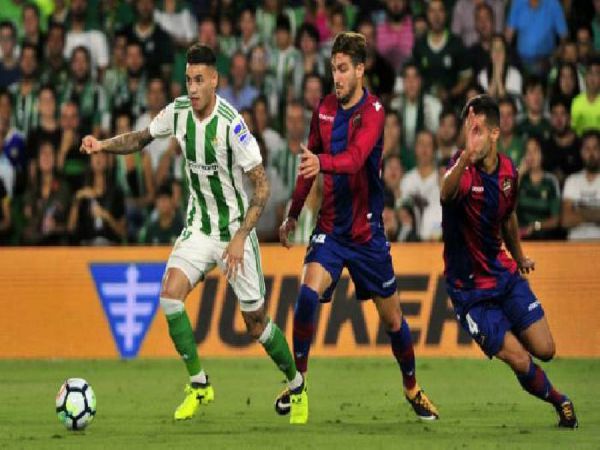 Soi kèo Betis vs Levante, 03h00 ngày 20/3 - La Liga